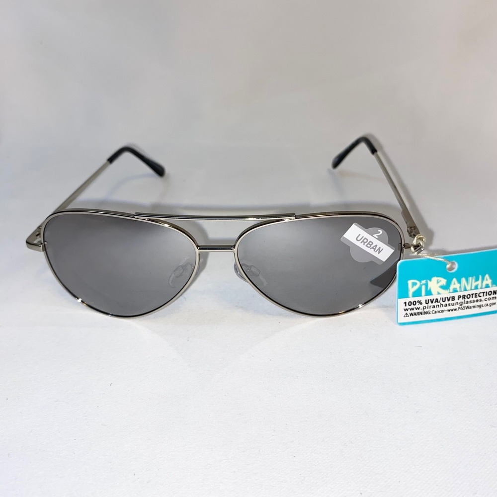 Piranha Urban Aviator Sunglasses Silver Frame Gray Lens 100 UVA UVB‎ Protection